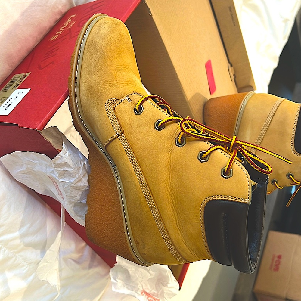 Women’s Wedged Ankle Timberland Boots